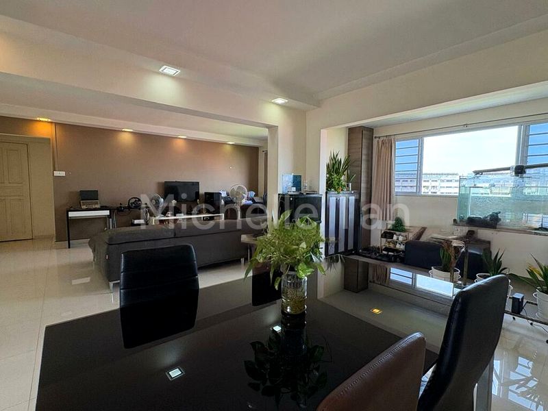5 Room (5I) HDB for Sale in  489C Tampines Street 45 - Image 9
